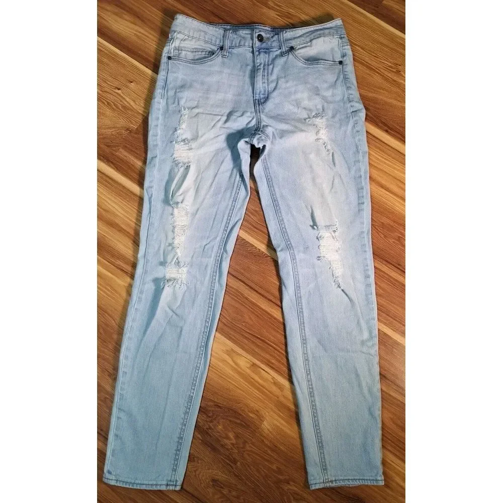Empyre Light Wash Distressed Easton Boyfriend Fit Jeans‎ 31x30 Women's Size 7